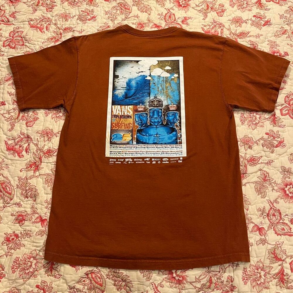 Vans Triple Crown of Surfing North Shore Hawaii Tiki Head Surfwear Tee!
